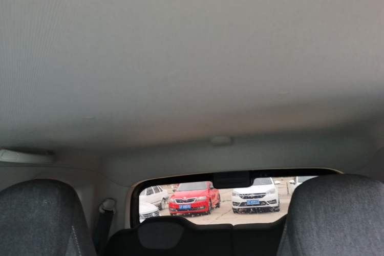 Used Wuling Hongguang MINIEV 2022 Macaron Fashion Model Lithium Iron Phosphate Headliner