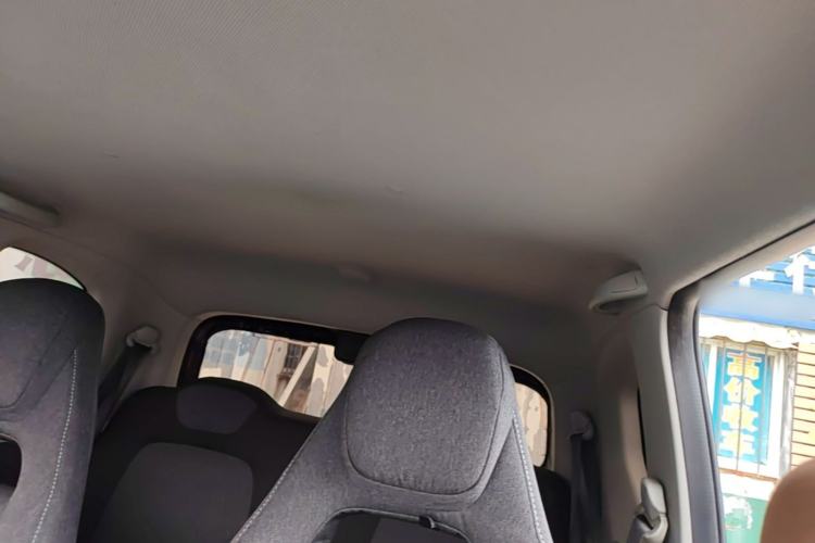 Used Wuling Hongguang MINIEV 2022 Macaron Premium Model – Lithium Iron Phosphate Headliner