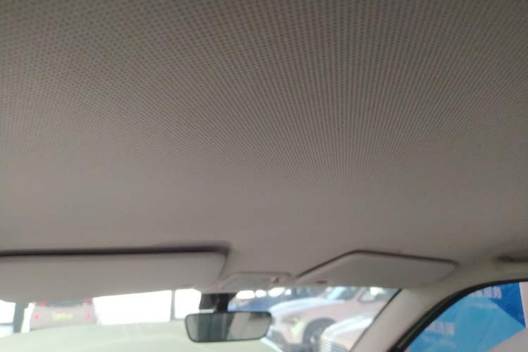 Used Wuling Hongguang MINIEV 2022 Macaron Fashion Edition Lithium-Nickel-Cobalt-Alpha-oxide Headliner