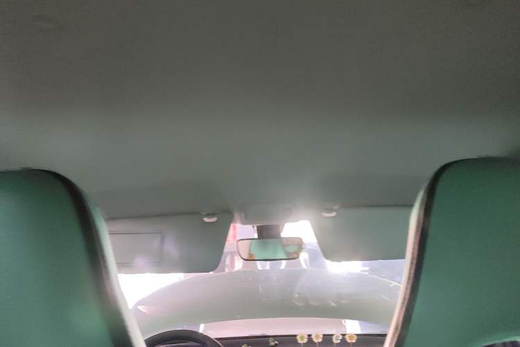 Used Wuling Hongguang MINIEV 2022 Macaron Fashion Model Lithium Iron Phosphate Headliner