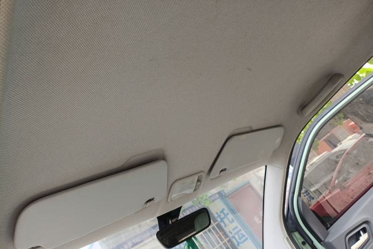 Used Wuling Hongguang MINIEV 2022 Macaron Premium Model – Lithium Iron Phosphate Headliner
