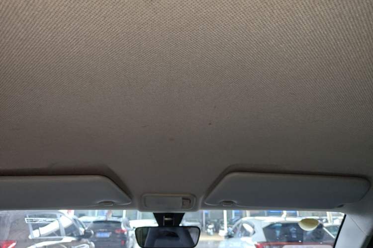 Used Wuling Hongguang MINIEV 2022 Macaron Premium Model – Lithium Iron Phosphate Headliner