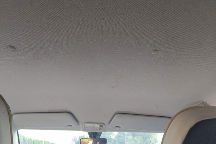Used Wuling Hongguang MINIEV 2022 Macaron Premium Model – Lithium Iron Phosphate Headliner