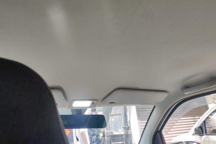 Used Wuling Hongguang MINIEV 2022 Macaron Premium Model – Lithium Iron Phosphate Headliner