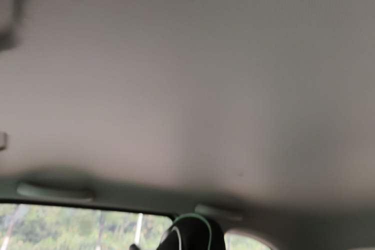Used Wuling Hongguang MINIEV 2022 Macaron Premium Model – Lithium Iron Phosphate Headliner