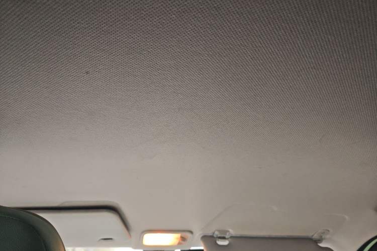 Used Wuling Hongguang MINIEV 2022 Macaron Premium Model – Lithium Ternary Battery Headliner