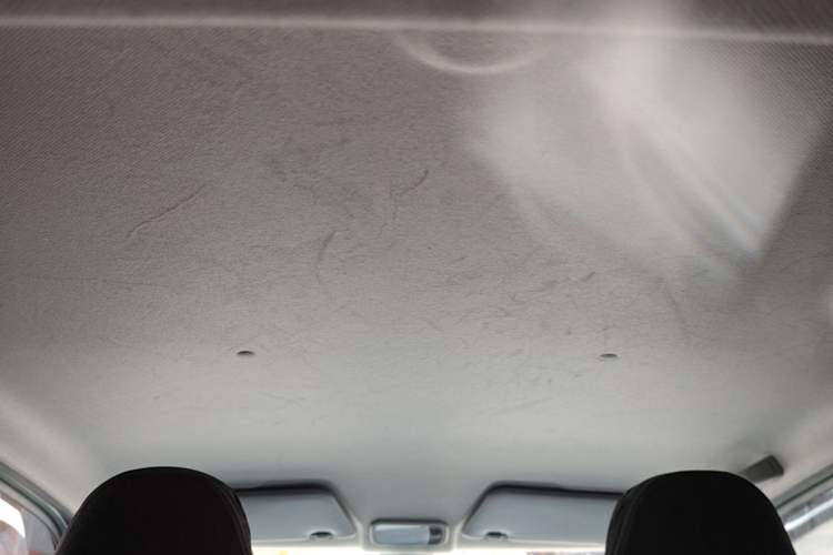 Used Wuling Hongguang MINIEV 2022 Macaron Premium Model – Lithium Iron Phosphate Headliner
