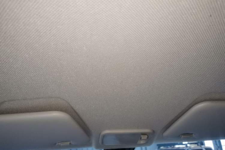 Used Wuling Hongguang MINIEV 2022 Macaron Fashion Model Lithium Iron Phosphate Headliner