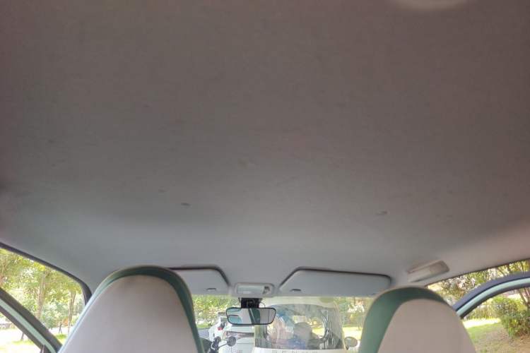 Used Wuling Hongguang MINIEV 2022 Macaron Premium Model – Lithium Iron Phosphate Headliner