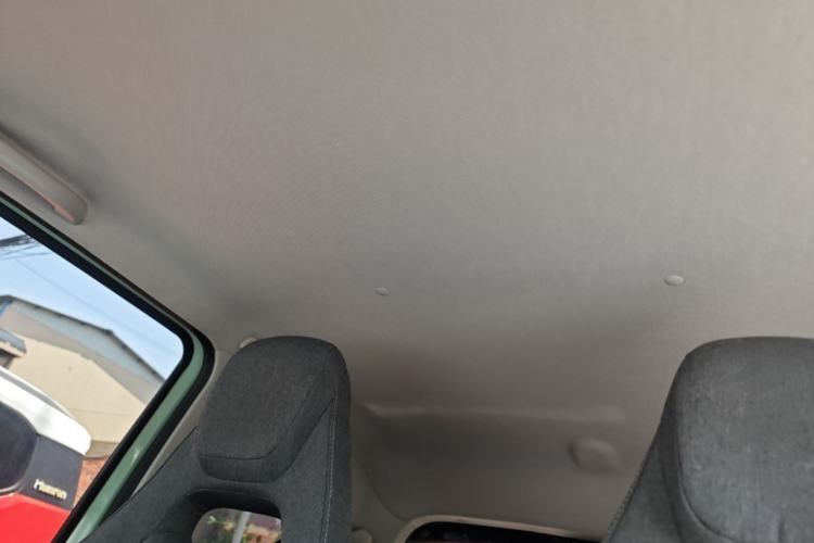 Used Wuling Hongguang MINIEV 2022 Macaron Premium Model – Lithium Iron Phosphate Headliner