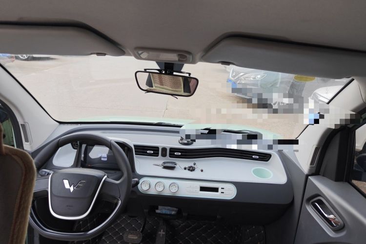 Used Wuling Hongguang MINIEV 2022 Macaron Premium Model – Lithium Ternary Battery Headliner