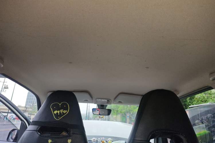 Used Wuling Hongguang MINIEV 2022 Macaron Fashion Model Lithium Iron Phosphate Headliner