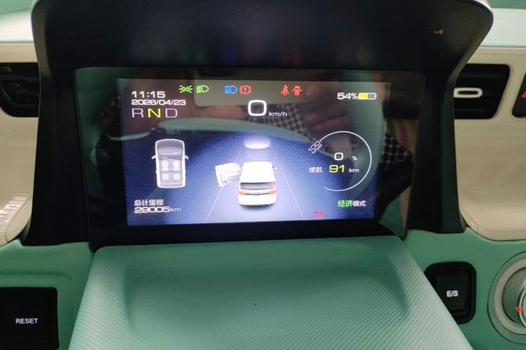 Used Wuling Hongguang MINIEV 2022 Macaron Premium Model – Lithium Iron Phosphate Instrument Cluster