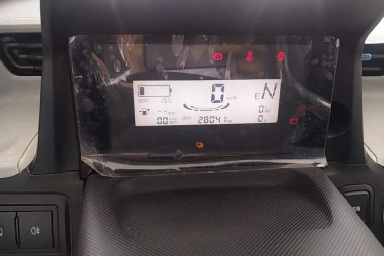 Used Wuling Hongguang MINIEV 2022 Macaron Fashion Model Lithium Iron Phosphate Instrument Cluster