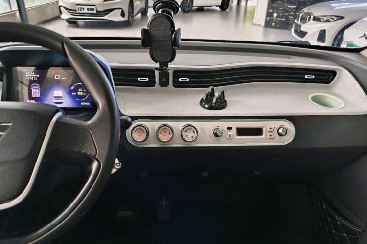 Used Wuling Hongguang MINIEV 2022 Macaron Premium Model – Lithium Iron Phosphate Instrument Cluster