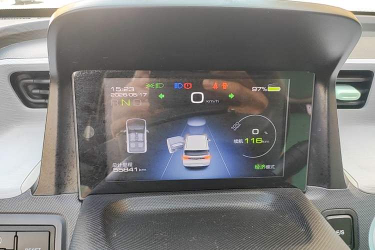 Used Wuling Hongguang MINIEV 2022 Macaron Fashion Model Lithium Iron Phosphate Instrument Cluster