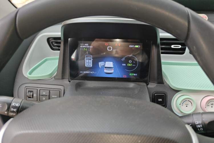 Used Wuling Hongguang MINIEV 2022 Macaron Fashion Model Lithium Iron Phosphate Instrument Cluster