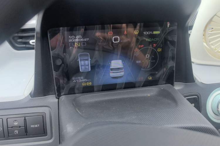 Used Wuling Hongguang MINIEV 2022 Macaron Fashion Model Lithium Iron Phosphate Instrument Cluster