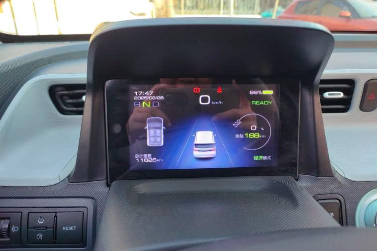 Used Wuling Hongguang MINIEV 2022 Macaron Premium Model – Lithium Iron Phosphate Instrument Cluster