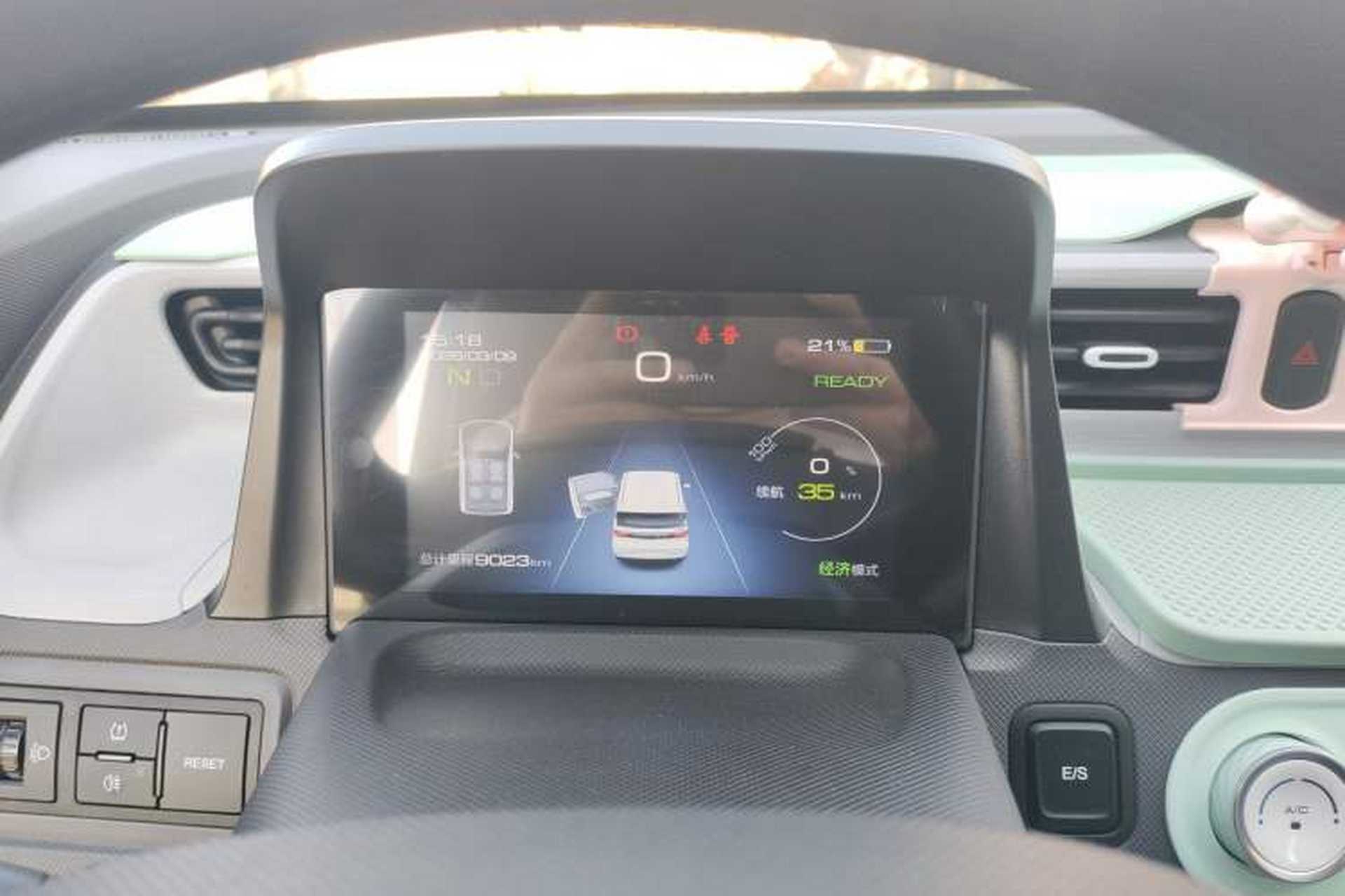 Used Wuling Hongguang MINIEV 2022 Macaron Premium Model – Lithium Ternary Battery Instrument Cluster