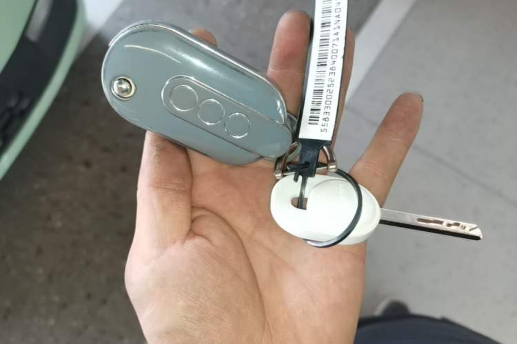 Used Wuling Hongguang MINIEV 2022 Macaron Premium Model – Lithium Iron Phosphate Interior 1
