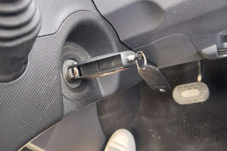Used Wuling Hongguang MINIEV 2022 Macaron Premium Model – Lithium Iron Phosphate Interior 1