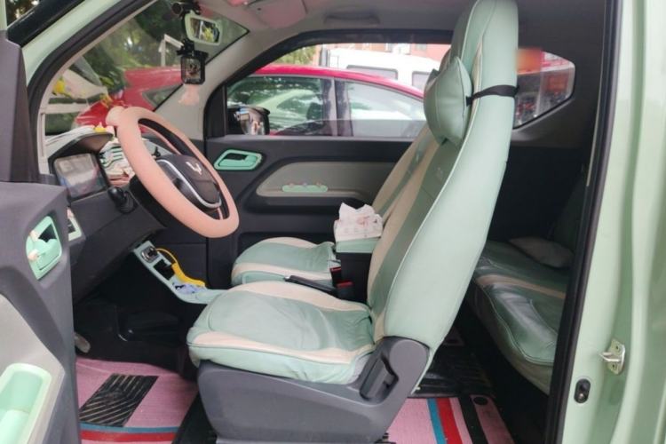 Used Wuling Hongguang MINIEV 2022 Macaron Fashion Model Lithium Iron Phosphate Interior 1