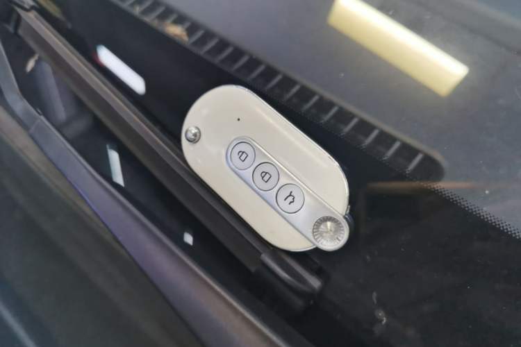Used Wuling Hongguang MINIEV 2022 Macaron Fashion Model Lithium Iron Phosphate Interior 1
