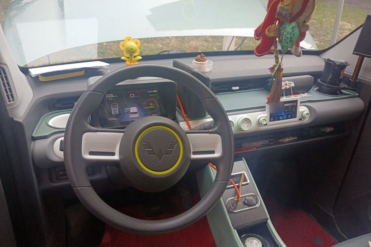 Used Wuling Hongguang MINIEV 2022 GAMEBOY 200km Gaming Edition with Lithium Iron Phosphate Interior 2