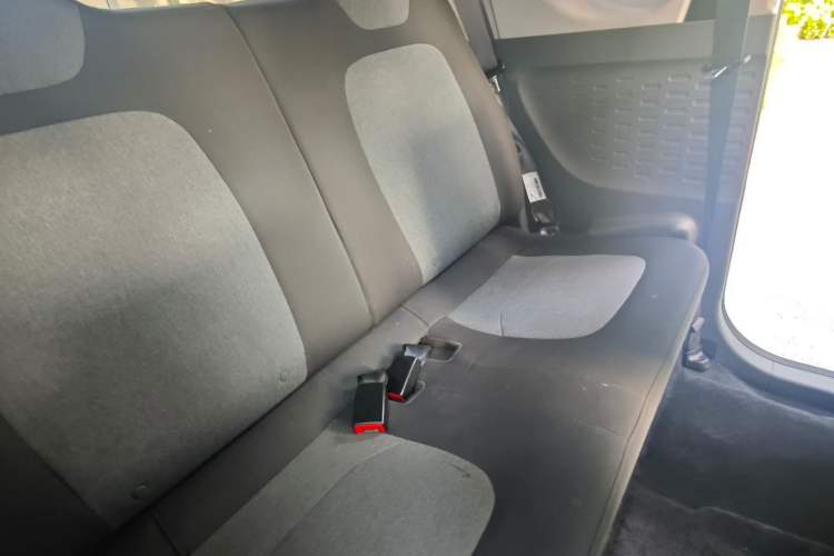 Used Wuling Hongguang MINIEV 2022 Macaron Premium Model – Lithium Iron Phosphate Interior 2