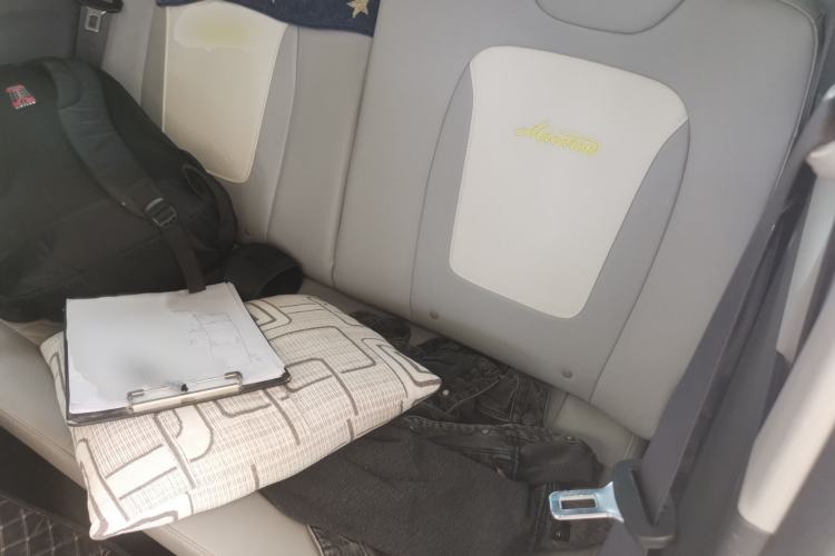 Used Wuling Hongguang MINIEV 2022 Macaron-Color Edition Lithium Iron Phosphate Interior 4