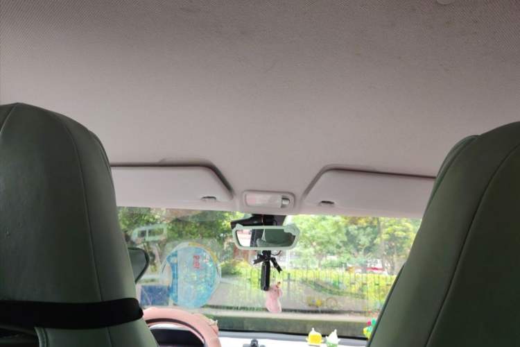Used Wuling Hongguang MINIEV 2022 Macaron Fashion Model Lithium Iron Phosphate Interior 5