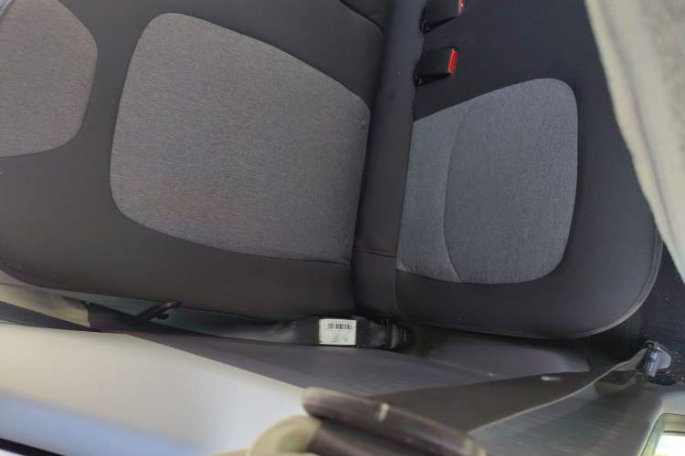 Used Wuling Hongguang MINIEV 2022 Macaron Premium Model – Lithium Iron Phosphate Interior 6
