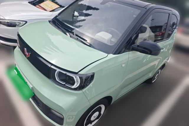 Ojetý Wuling Hongguang MINIEV 2022 Macaron Premium Model – Lithium Iron Phosphate