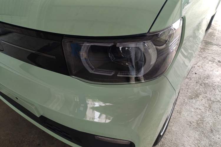Used Wuling Hongguang MINIEV 2022 Macaron Premium Model – Lithium Iron Phosphate Left Front Headlight