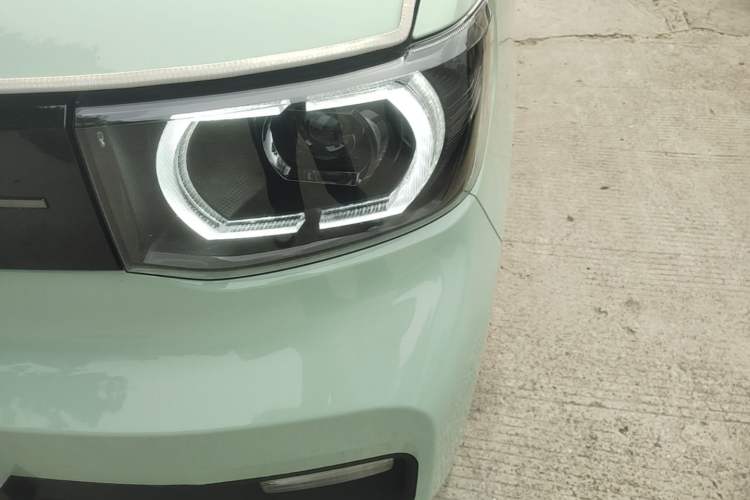 Used Wuling Hongguang MINIEV 2022 Macaron Premium Model – Lithium Iron Phosphate Left Front Headlight
