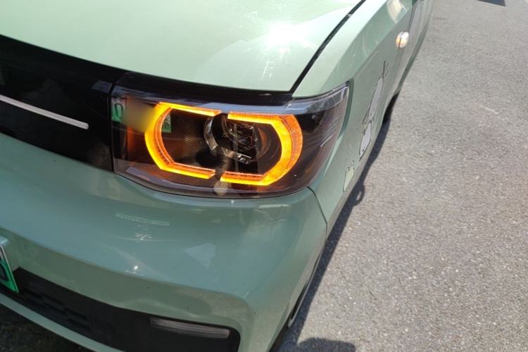 Used Wuling Hongguang MINIEV 2022 Macaron Premium Model – Lithium Iron Phosphate Left Front Headlight