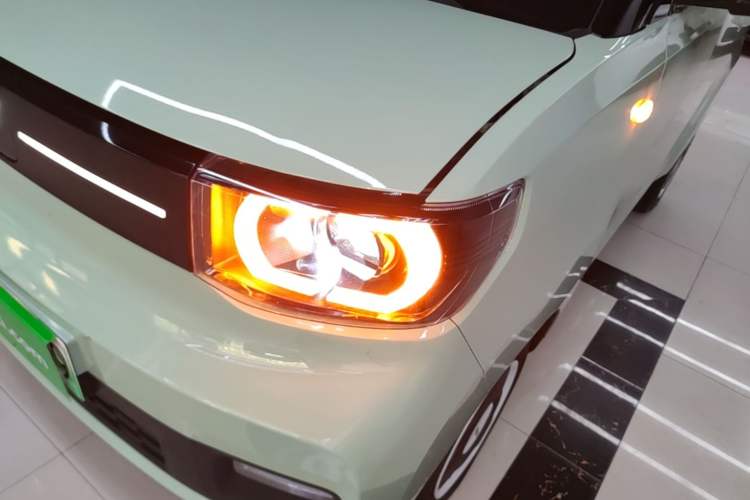 Used Wuling Hongguang MINIEV 2022 Macaron Premium Model – Lithium Iron Phosphate Left Front Headlight