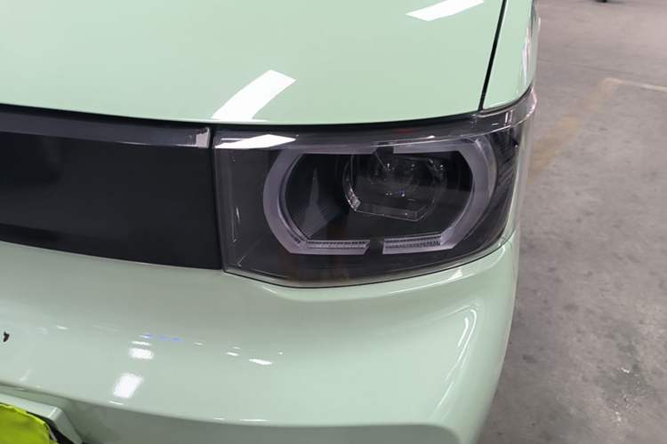 Used Wuling Hongguang MINIEV 2022 Macaron Fashion Model Lithium Iron Phosphate Left Front Headlight