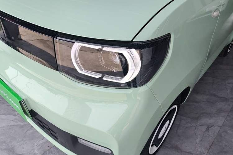 Used Wuling Hongguang MINIEV 2022 Macaron Premium Model – Lithium Iron Phosphate Left Front Headlight