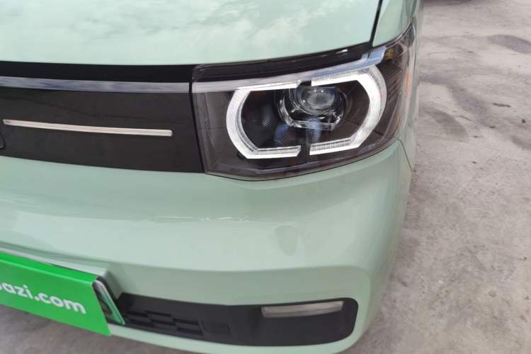 Used Wuling Hongguang MINIEV 2022 Macaron Premium Model – Lithium Iron Phosphate Left Front Headlight