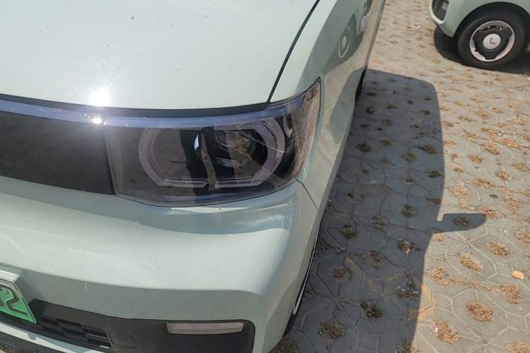 Used Wuling Hongguang MINIEV 2022 Macaron Fashion Model Lithium Iron Phosphate Left Front Headlight