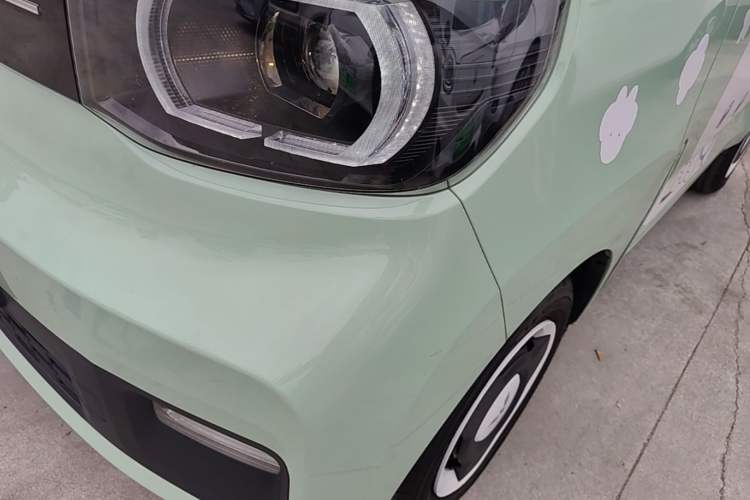 Used Wuling Hongguang MINIEV 2022 Macaron Premium Model – Lithium Iron Phosphate Left Front Headlight