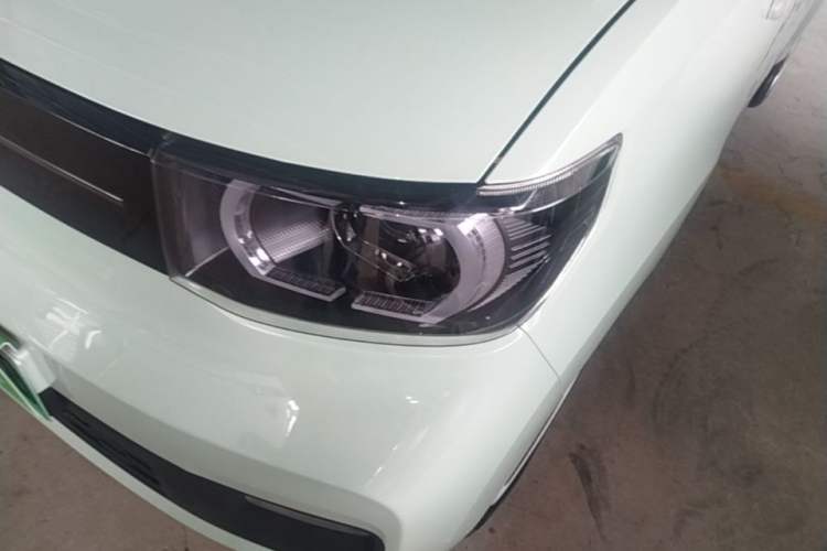 Used Wuling Hongguang MINIEV 2022 Macaron Premium Model – Lithium Iron Phosphate Left Front Headlight