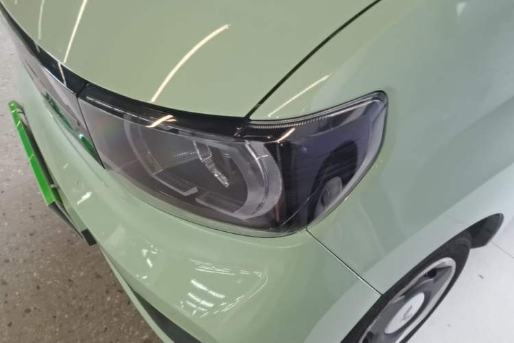 Used Wuling Hongguang MINIEV 2022 Macaron Premium Model – Lithium Iron Phosphate Left Front Headlight