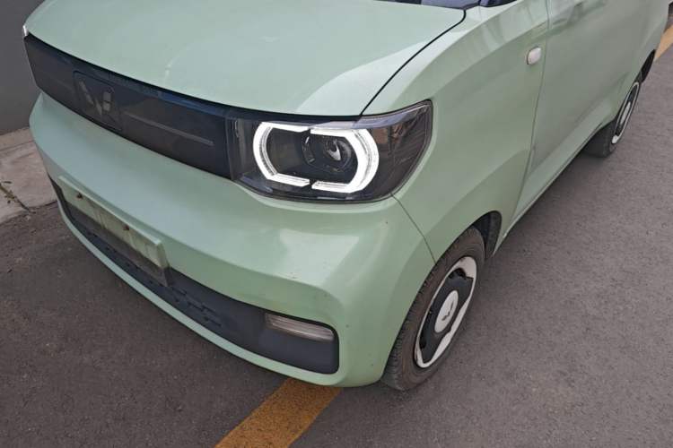 Used Wuling Hongguang MINIEV 2022 Macaron Fashion Edition Lithium-Nickel-Cobalt-Alpha-oxide Left Front Headlight