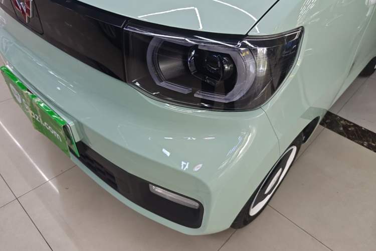 Used Wuling Hongguang MINIEV 2022 Macaron Premium Model – Lithium Iron Phosphate Left Front Headlight