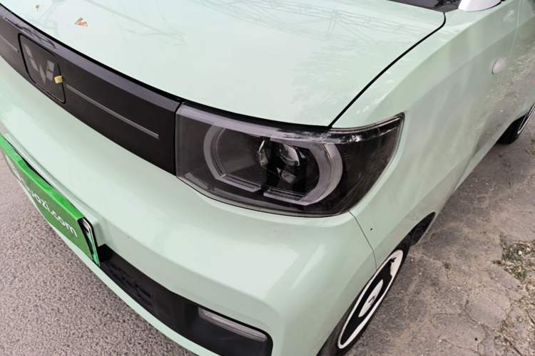 Used Wuling Hongguang MINIEV 2022 Macaron Premium Model – Lithium Iron Phosphate Left Front Headlight