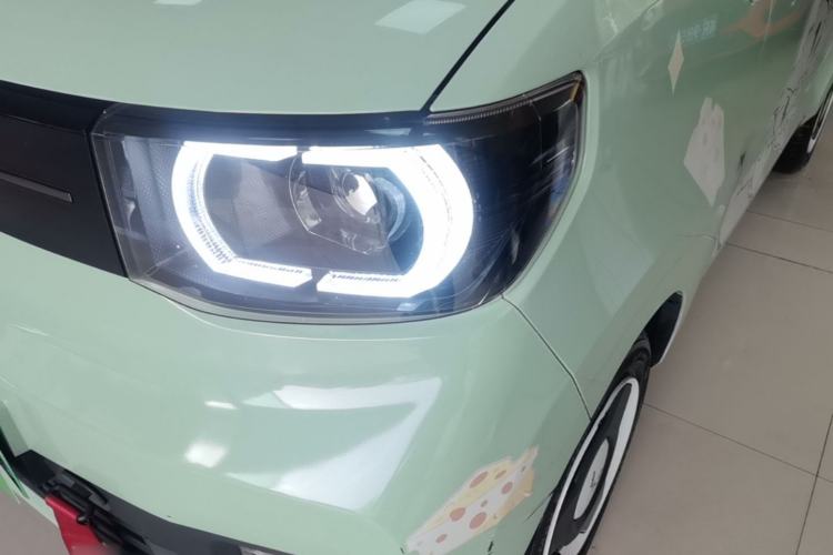 Used Wuling Hongguang MINIEV 2022 Macaron Premium Model – Lithium Iron Phosphate Left Front Headlight