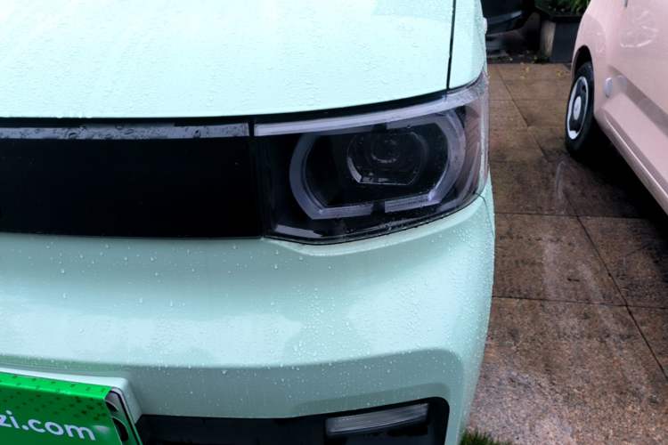 Used Wuling Hongguang MINIEV 2022 Macaron Fashion Model Lithium Iron Phosphate Left Front Headlight